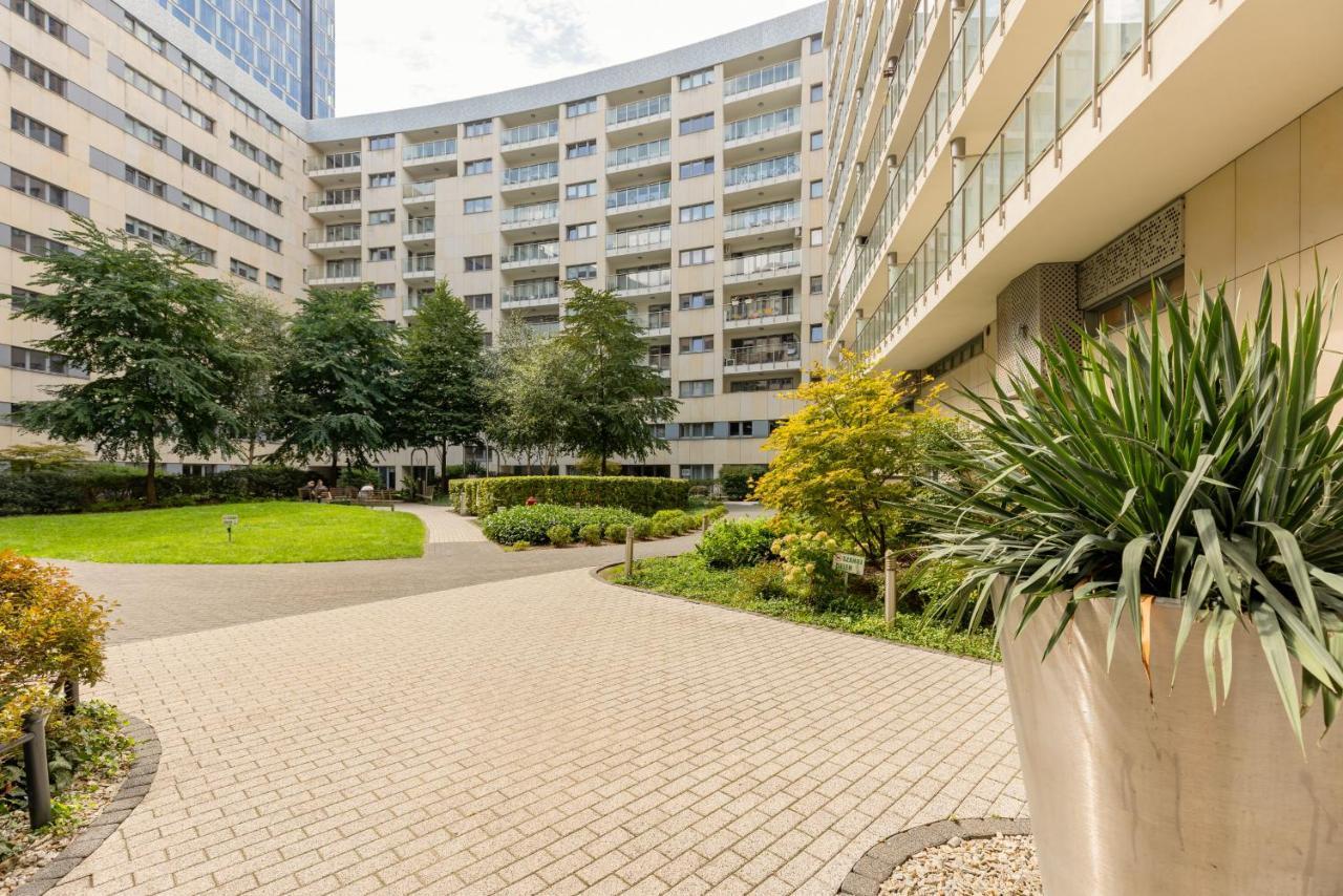 Deluxe Apartment Wronia 45 With Ac, Parking & Balcony By Renters Prestige Warschau Buitenkant foto